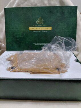 NOB "The Family Room" Hallmark Keepsake Ornament Studio Limited Edition 2002